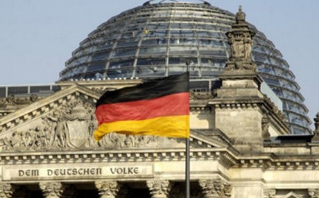 Δημοσκόπηση: Κατά της παροχής ενός τρίτου πακέτου βοήθειας στην Ελλάδα τάσσονται οι Γερμανοί - Media