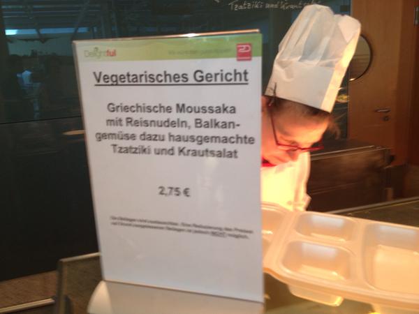 Μουσακάς στο μενού της… γερμανικής Βουλής (Photo) - Media