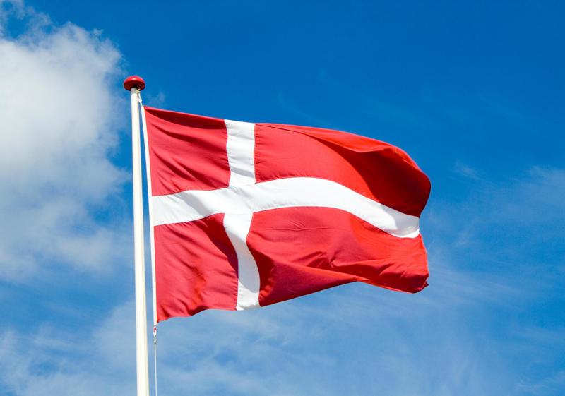 Σφαγή των βιζόν στη Δανία λόγω κορωνοϊού: «Συγγνώμη» για τη διαχείριση της κρίσης ζήτησε με δάκρυα στα μάτια η πρωθυπουργός - Media