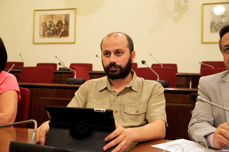 Διαμαντόπουλος: Η αμήχανη στιγμή που όποια απόφαση και να πάρεις μοιάζει αδιέξοδη… - Media