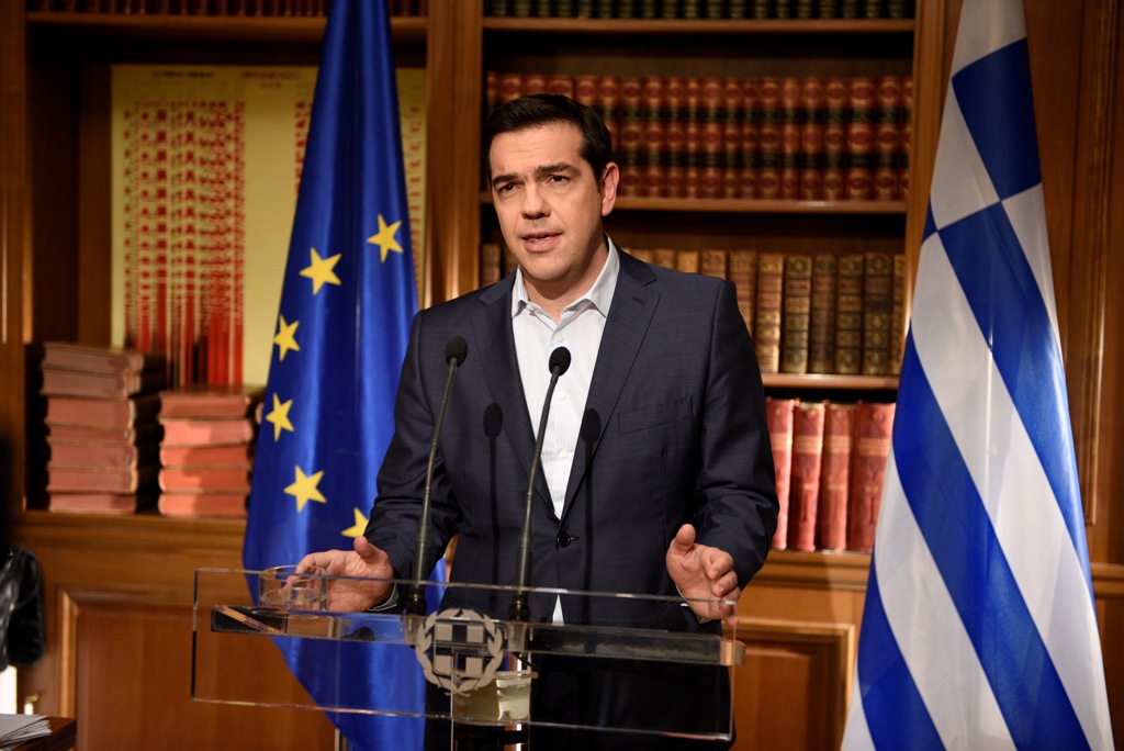 Τσίπρας: Το όχι είναι αποφασιστικό βήμα για καλύτερη συμφωνία - Οι σειρήνες της καταστροφής σας εκβιάζουν - Media
