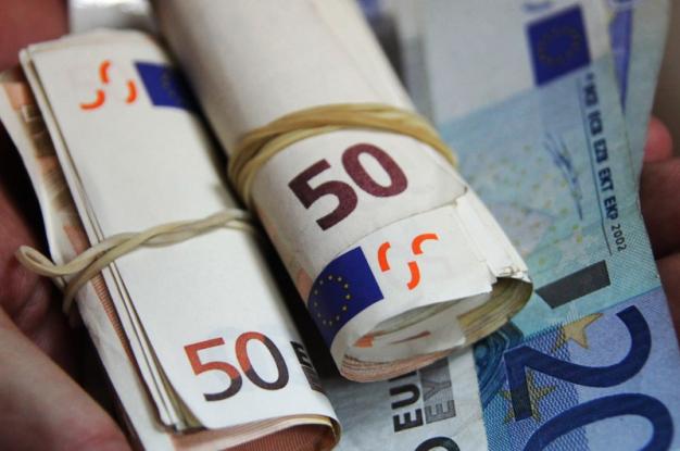 5 δισ. επιπλέον στα… «στρώματα» τον Ιούνιο – Ρεκόρ χαρτονομισμάτων εκτός τραπεζών - Media