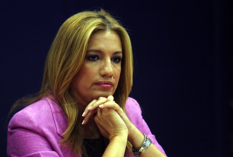 Πέντε μέρες απέμειναν για επώδυνες αλλά σωτήριες αποφάσεις, λέει η Φώφη. - Media