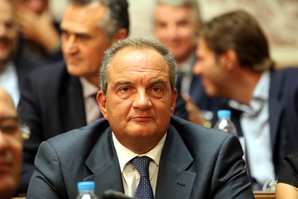 Παρέμβαση Κώστα Καραμανλή το μεσημέρι για το δημοψήφισμα - Media