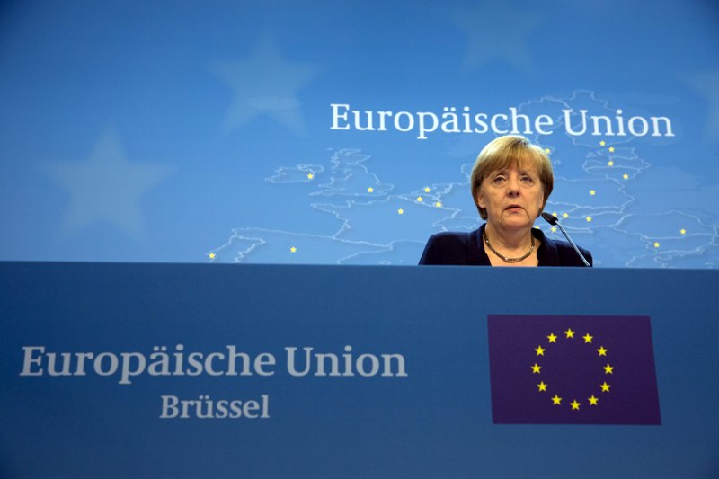 Μην προωθήσετε το Grexit γιατί «η ιστορία θα θυμάται τις επιλογές σας», προειδοποιούν 5 οικονομολόγοι την καγκελάριο Μέρκελ  - Media