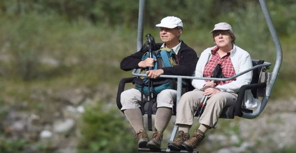 Η Μέρκελ πήρε πάλι τα βουνά! (Photos & Video) - Media