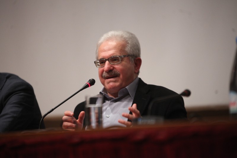Μίκης Ανδρουλάκης: Αλέξη συγχρονίσου - Ο θρίαμβος με την τραγωδία απέχουν ελάχιστα - Media
