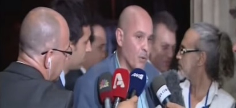 Μιχελογιαννάκης: «Ψήφισα ΝΑΙ, αλλά είμαι μ@@κας, που δεν είχα προετοιμαστεί 2 χρόνια τώρα για τη δραχμή»  (Video) - Media