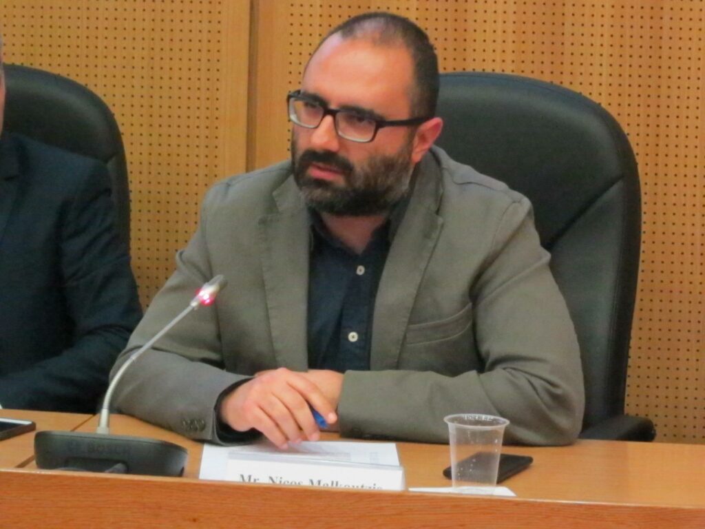 Στον δημοσιογράφο Νίκο Μαλκουτζή το βραβείο της Ένωσης Ευρωπαίων Δημοσιογράφων της Καταλονίας - Media