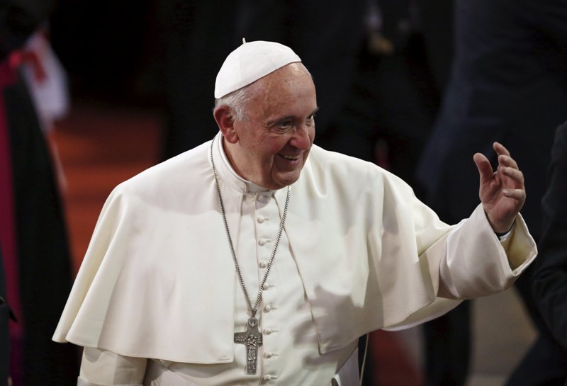 Ο Πάπας κατά της μαύρης εργασίας και της εκμετάλλευσης - Καταγγελίες για οικονομική κακοδιαχείριση στο Βατικανό - Media