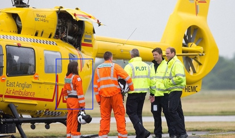 Ποια είναι η πανέμορφη γιατρός που πετάει μαζί με τον πρίγκιπα William στα ελικόπτερα του ΕΚΑΒ Αγγλίας; (Photo & Video) - Media