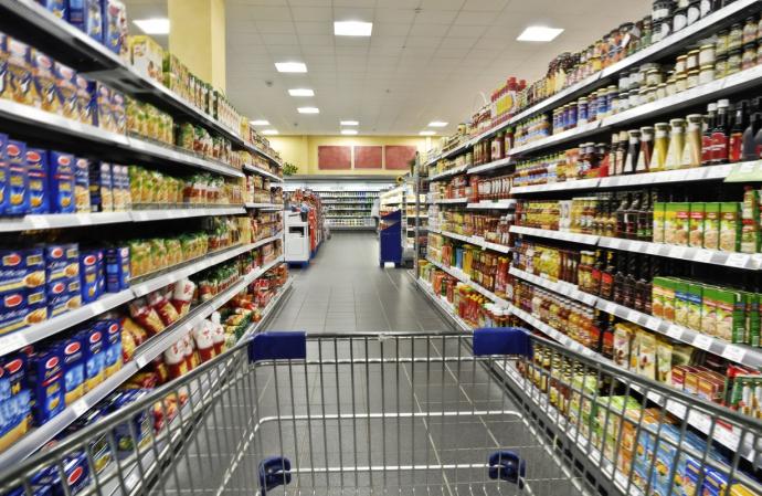 Τι ανατιμήσεις φέρνει η αύξηση του ΦΠΑ σε δεκάδες κατηγορίες τυποποιημένων τροφίμων - Media