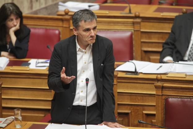 Ο εκφραστικός κύριος Τσακαλώτος και η γλώσσα του σώματος (Photos) - Media