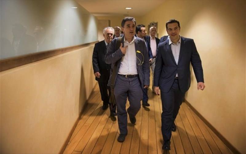 Στο πεδίο των Βρυξελλών μεταφέρεται η ελληνική «μάχη» - Σε εξέλιξη το Euro Working Group - Media