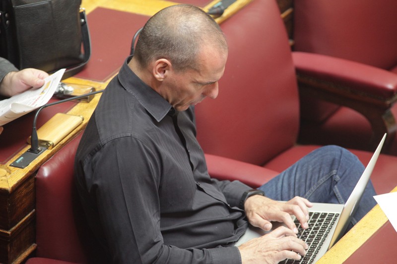 Ηχητικό ντοκουμέντο: Το Plan B του Βαρουφάκη για παράλληλο τραπεζικό σύστημα - Τι απαντά ο πρώην υπουργός - Media