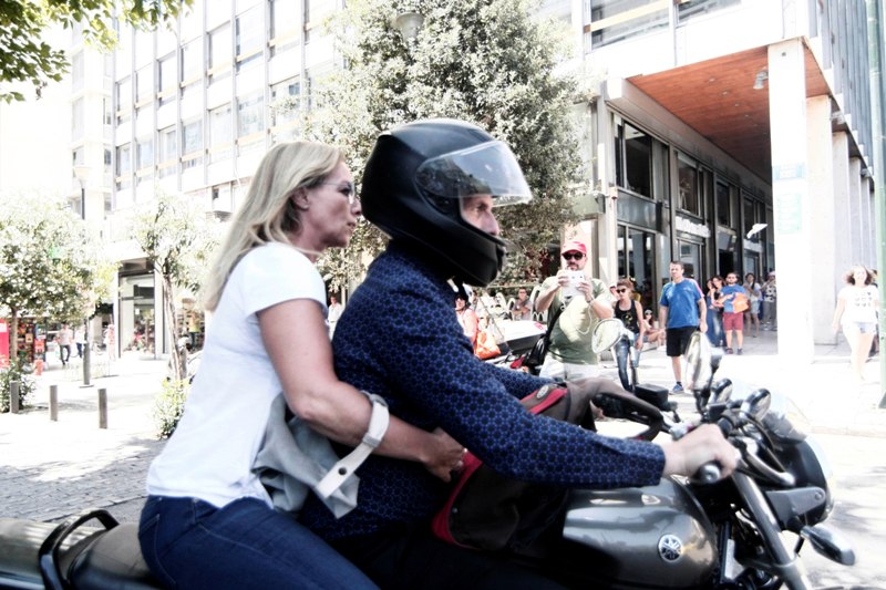Γιάνης και Δανάη Βαρουφάκη: Μαζί στην τελευταία έξοδο από το Υπουργείο Οικονομικών (Photos) - Media