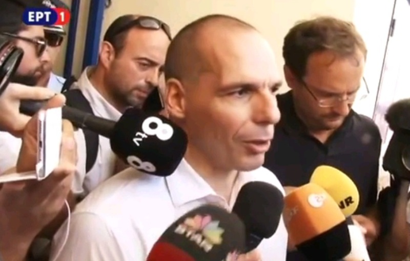 Βαρουφάκης: Ο λαός απαντά στο τελευταίο τελεσίγραφο του Eurogroup (Video) - Media