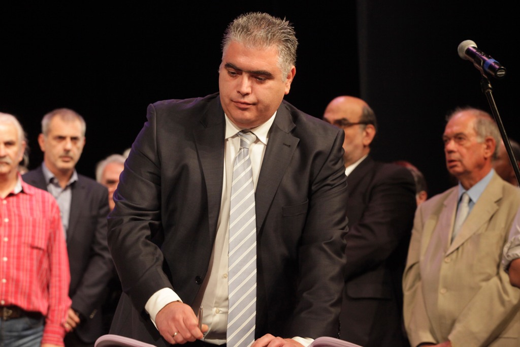 Αποφυλακίστηκε ο βουλευτής της Χρυσής Αυγής Νίκος Κούζηλος - Media