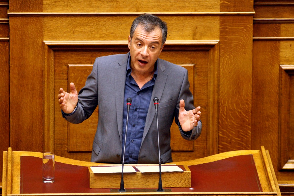 Θεοδωράκης κατά Κωνσταντοπούλου: Υπάρχουν κακομαθημένα παιδιά που θέλουν να περνάει το δικό τους - Media