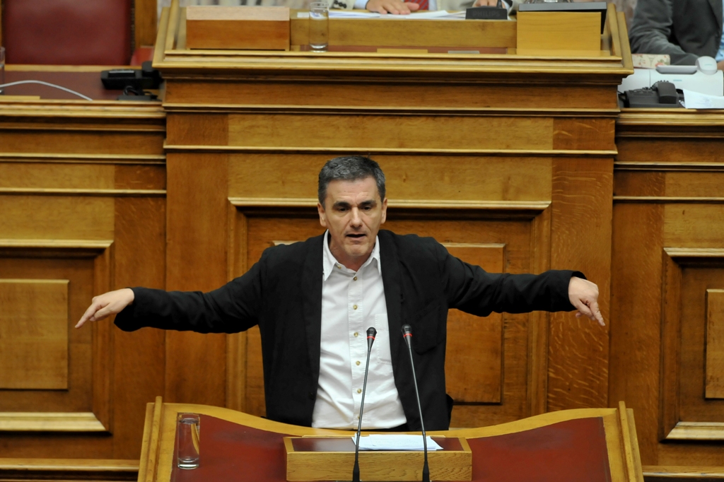 Τσακαλώτος: Να ενταχθούν στην ανακεφαλαιοποίηση οι συνεταιριστικές τράπεζες - Media