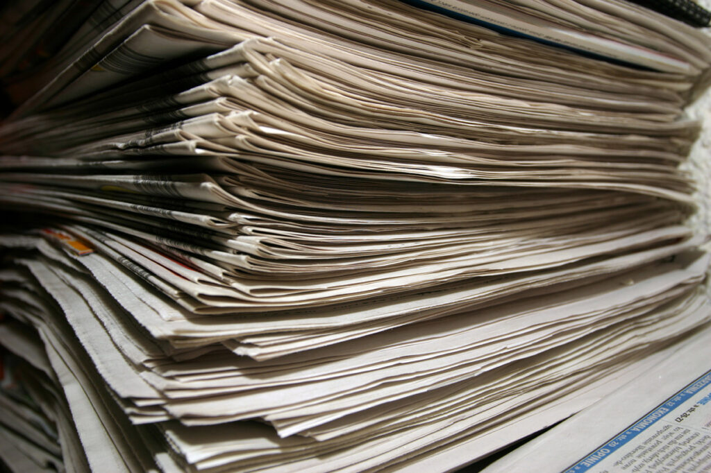 Τα πρωτοσέλιδα των εφημερίδων για τις 06-08-2015 - Media