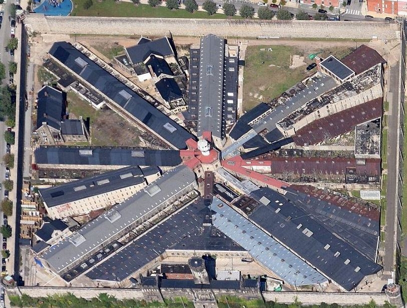 Στον εισαγγελέα οι κρατούμενοι που προσπάθησαν να αποδράσουν από τις φυλακές Κέρκυρας - Media