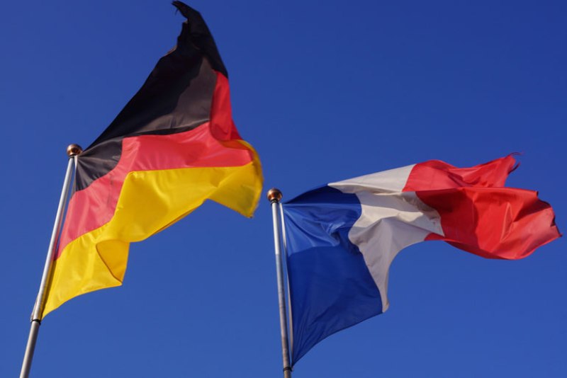 Γερμανοί και Γάλλοι ζητούν περισσότερες διευκρινίσεις για τις ιδιωτικοποιήσεις, πριν τη συμφωνία - Media