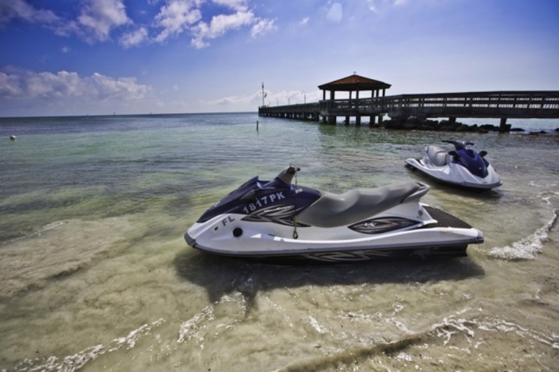 Δύο τραυματίες από σύγκρουση τζετ σκι με ταχύπλοο στο Ρέθυμνο - Media