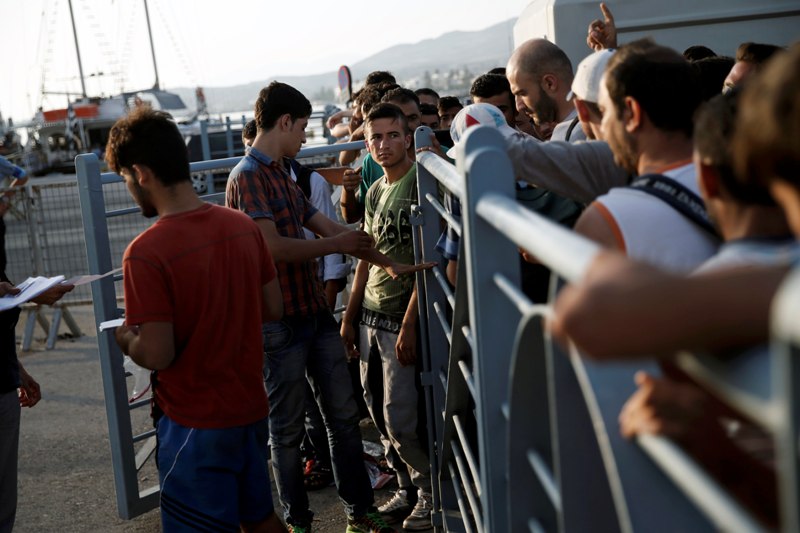 482 πρόσφυγες από τη Συρία, έχουν επιβιβαστεί έως τώρα στο «Ελευθέριος Βενιζέλος» - Media