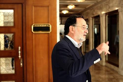 Λαφαζάνης για το μνημόνιο: «Όταν κάτι δεν το αποδέχεσαι, μάχεσαι εναντίον του» - Media