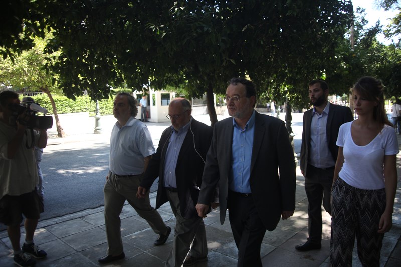 Λαφαζάνης: Το πρόγραμμα του Τσίπρα είναι ένα - Tο τρίτο μνημόνιο - Media