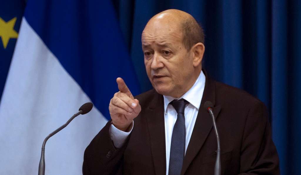 Απατεώνες ζητούσαν χρήματα από Αφρικανούς ηγέτες ισχυριζόμενοι ότι είναι ο... Γάλλος υπουργός Άμυνας - Media