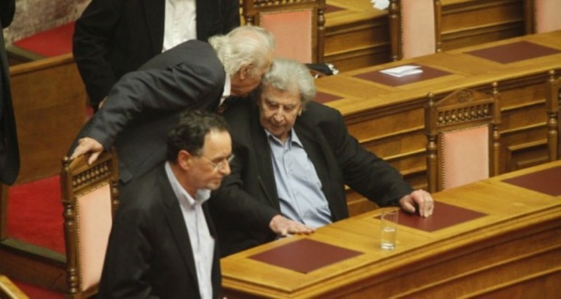 Μίκης προς Λαφαζάνη: Έλα μαζί μου στις επάλξεις του Παλλαϊκού Μετώπου  - Media