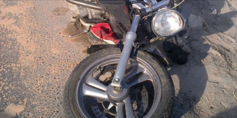Νεκρός μοτοσικλετιστής στη Λάρισα (Photos) - Media
