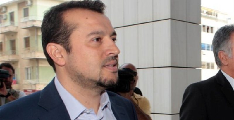 Παππάς σε Βενιζέλο: Είναι ειδικός της πολιτικής απάτης – Βενιζέλος: Η «αριστερή» παρένθεση κλείνει ως ιλαροτραγωδία - Media