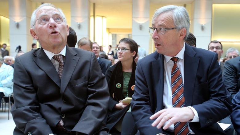 Σόιμπλε εναντίον Γιούνκερ - Media