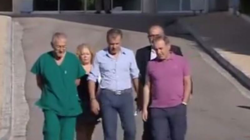 Αιφνιδιαστική επίσκεψη Σταύρου Θεοδωράκη στο ΚΑΤ (Video) - Media