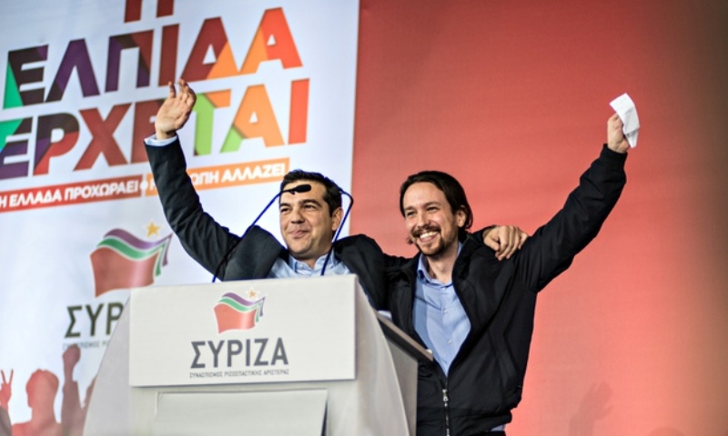 Ο Ιγκλέσιας των Podemos «αποκαθήλωσε» τη φωτογραφία του με τον Τσίπρα (Photo) - Media
