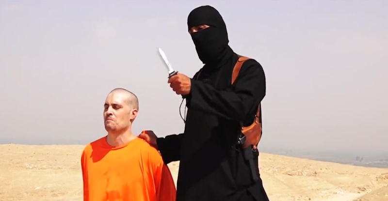 Ανατριχιαστικό βίντεο: Ο Τζιχάντι Τζον απειλεί να επιστρέψει στη Βρετανία και να κόψει κεφάλια - Media