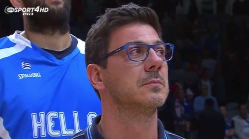 Βούρκωσε ο Κατσικάρης την ώρα του Εθνικού ύμνου (Video) - Media