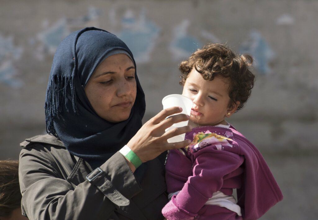 Περισσότεροι από 350.000 μετανάστες διέπλευσαν τη Μεσόγειο από τον Ιανουάριο - Media