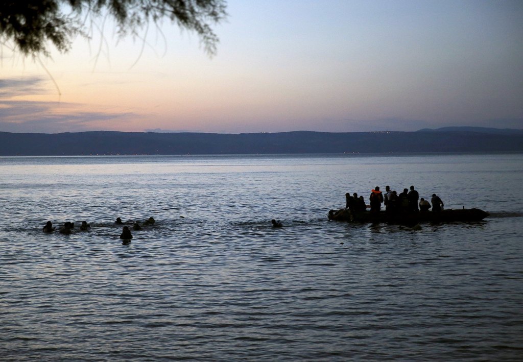 Πάνω από εκατό χιλιάδες πρόσφυγες «πέρασαν» στην Ελλάδα τον Αύγουστο - Media