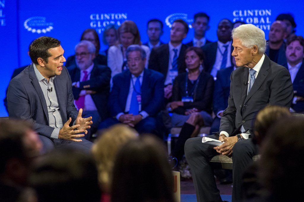 Η στιγμή που ο Τσίπρας δεν κατάλαβε την ερώτηση του Κλίντον και έγινε viral (video) - Media