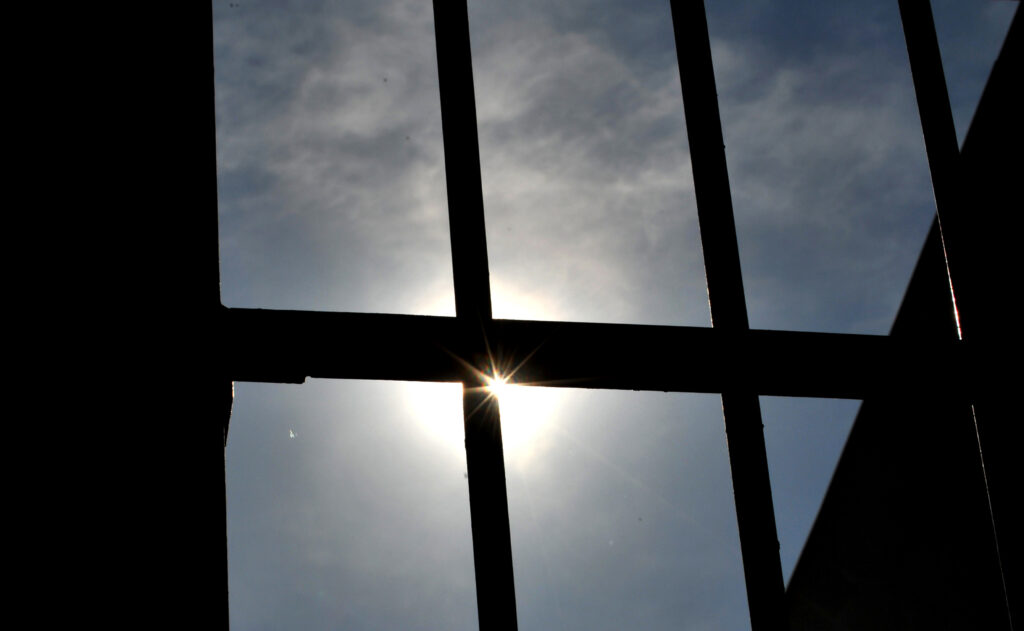 Ισόβια σε 46χρονο για τη δολοφονία νεαρού - Τον σκότωσε για χρέος 30 ευρώ από τζόγο - Media
