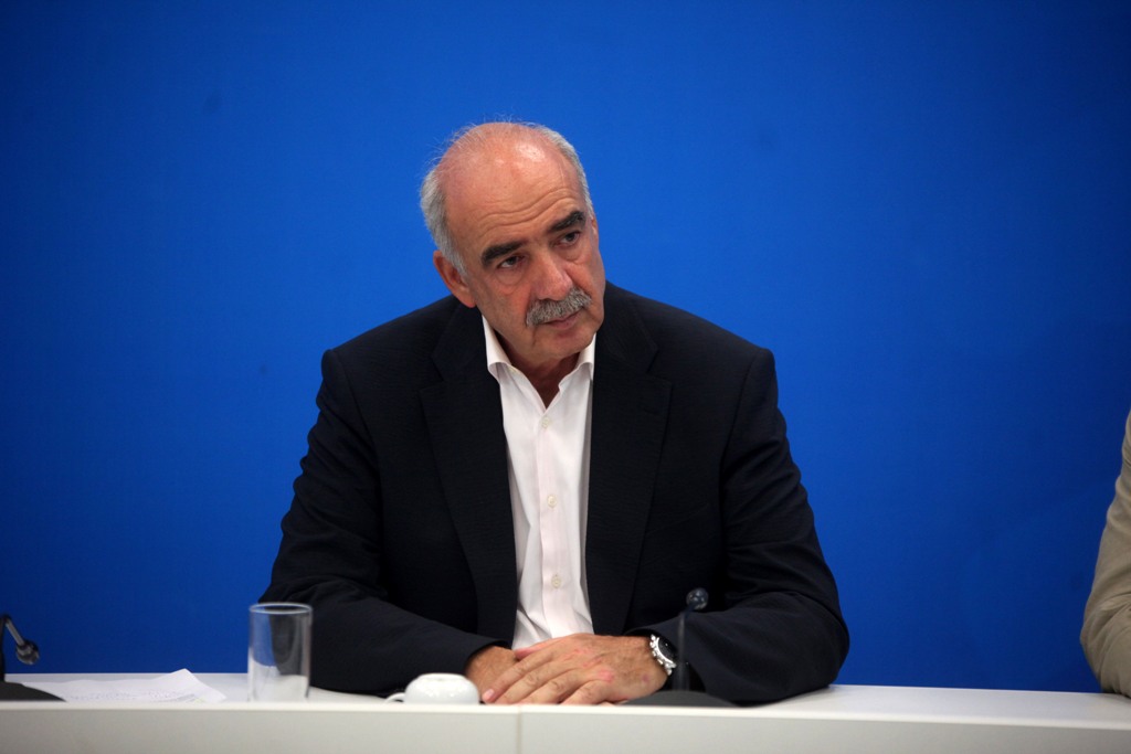 Μεϊμαράκης μαινόμενος κατά Καμμένου και Τσίπρα - Media