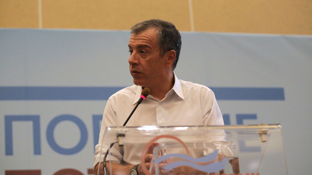 Θεοδωράκης: Οι πολίτες θέλουν κυβερνήσεις συνεργασίας - Media