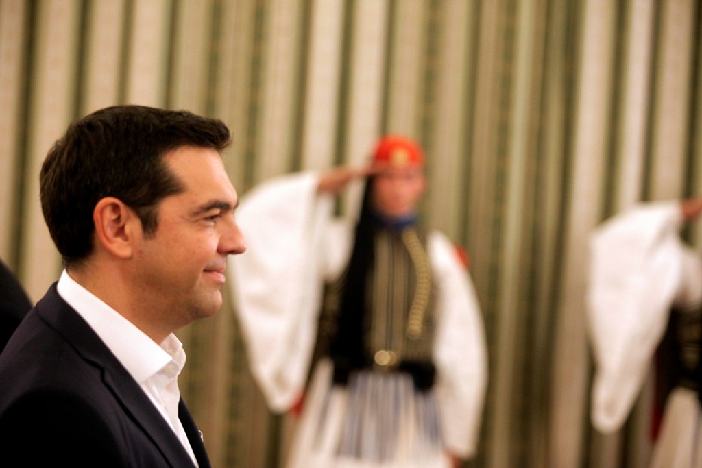 Ορκίστηκε πρωθυπουργός ο Αλέξης Τσίπρας (Video/Photos) - Media