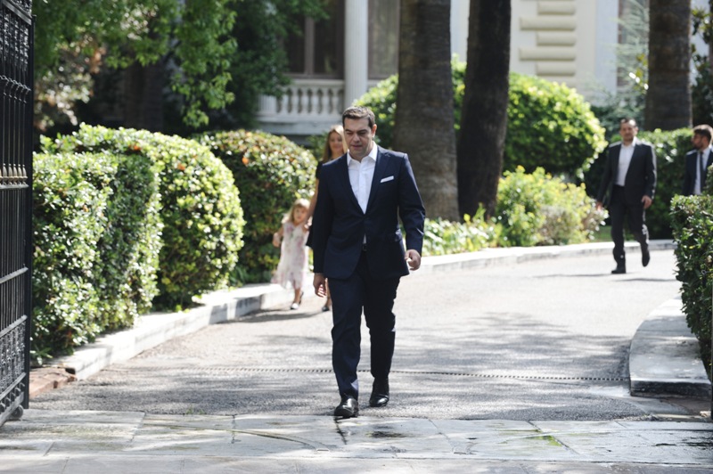 Το κορίτσι που «έκλεψε» την καρδιά του Αλέξη Τσίπρα (Photos) - Media