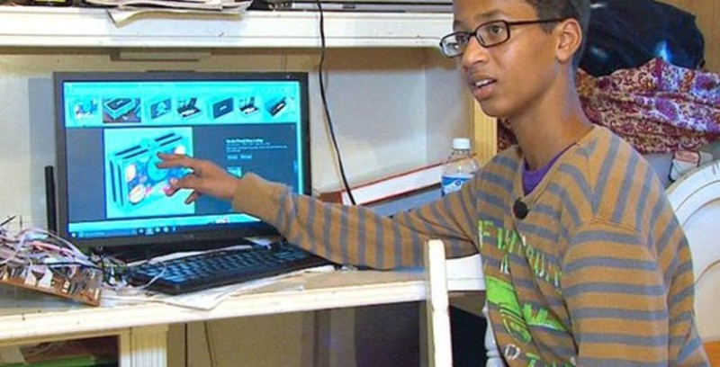 Ο σπαρακτικός θρήνος του μικρού Αχμέτ για το νεκρό πατέρα του: «Μπαμπά μη με αφήνεις» (Video)  - Media