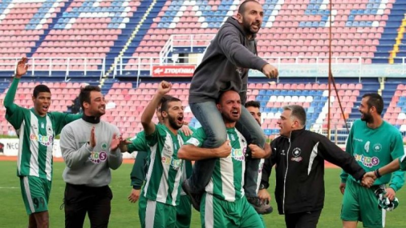 Πένθος στον Αχαρναϊκό - Πέθανε 17χρονος ποδοσφαιριστής - Media